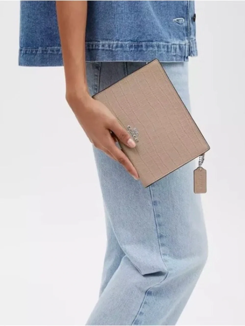 Coach SLIM CROSSBODY NOVELTY LEATHER in stone